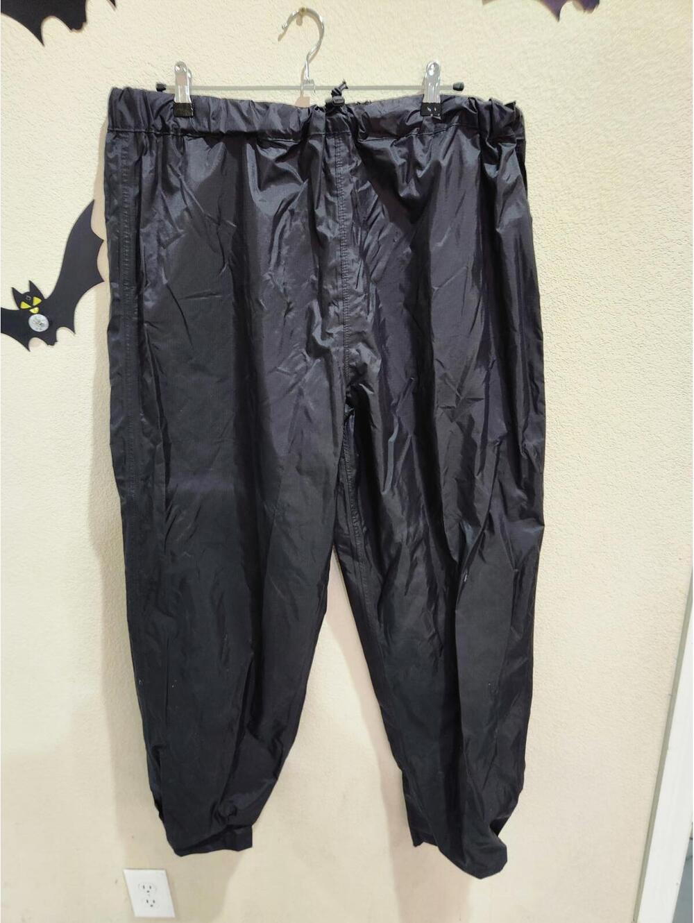 RedHead Waterproof Size L Black Weight Elastic Waist waterproof windbreaker